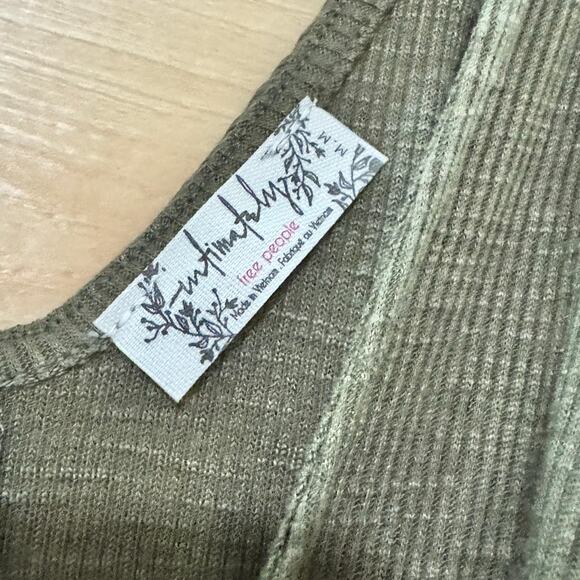 Free People Intimately Olive Green Ribbed Tank Top Women’s Size M NWT Boho Cami - Picture 2 of 4